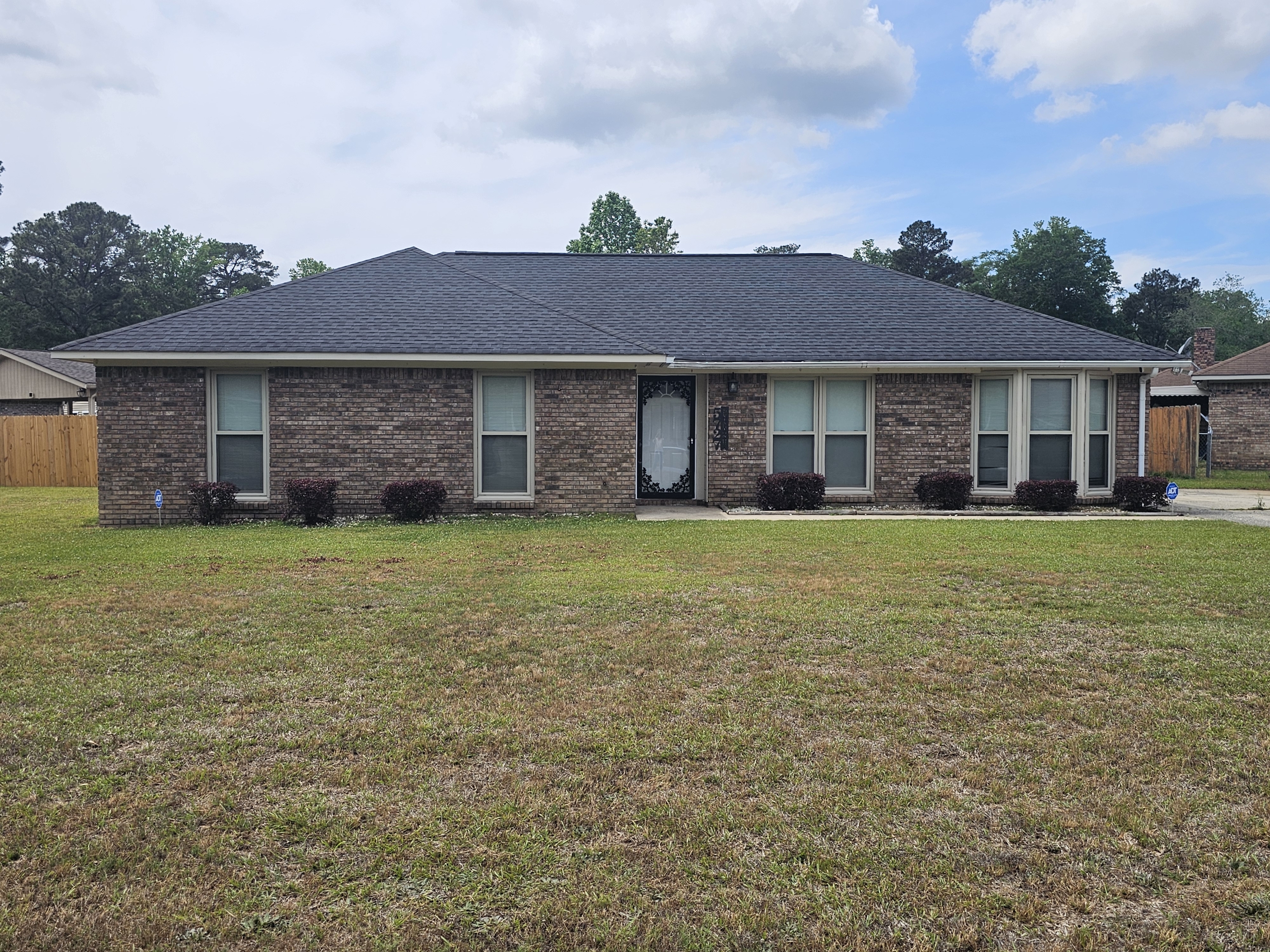 5727 Lexington Drive
